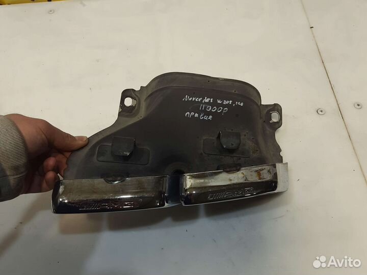 Насадка на глушитель правая Mercedes AMG