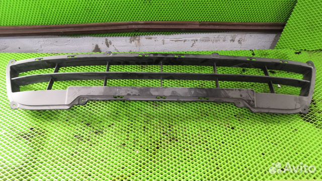 Решетка бампера Гранта