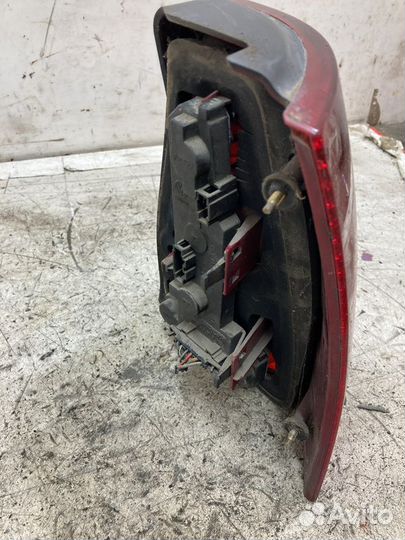 Фонарь задний левый Volkswagen Bora