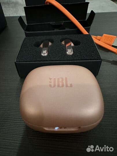 Беспроводные наушники jbl live pro 2