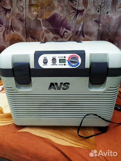 Переносной холодильник