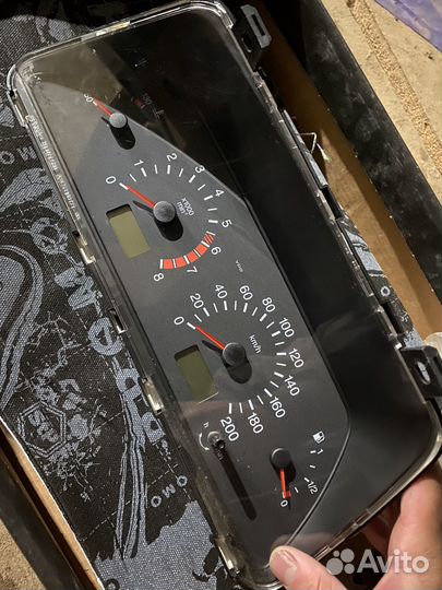 Шиток приборов ваз 2114