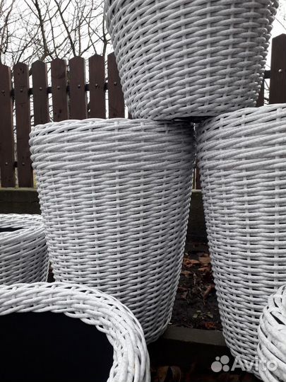 Кашпо для цветов