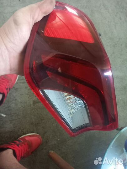 Задние фонарь kia ка5 левая