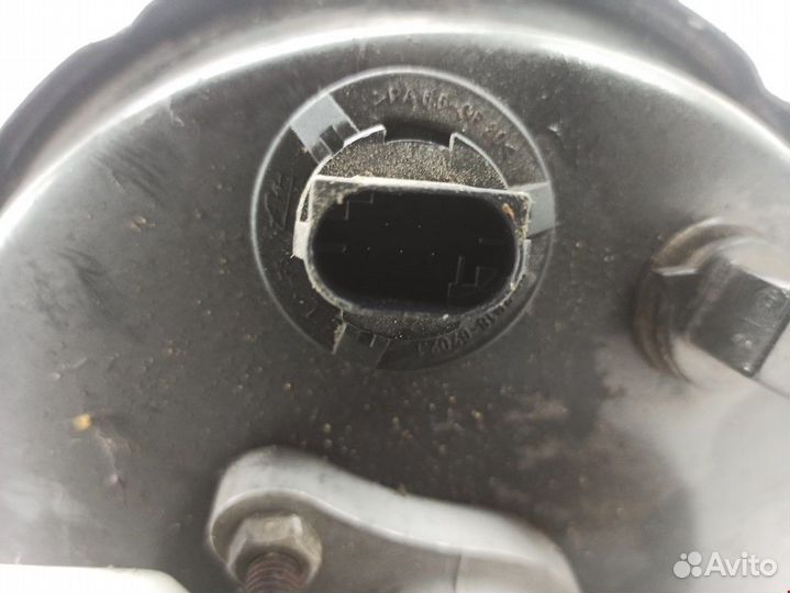 Вакуумный усилитель тормозов Volvo S80 рест. 2004