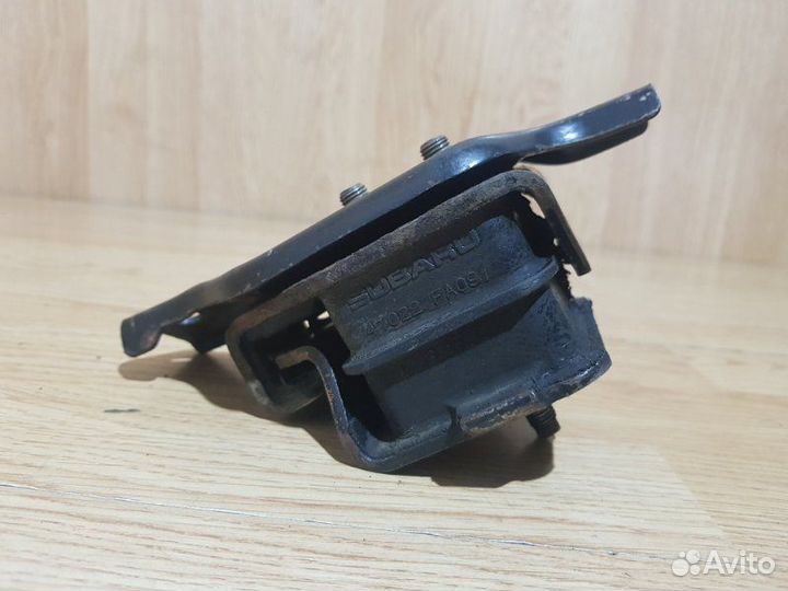 Подушка двигателя передняя левая Subaru Legacy B12