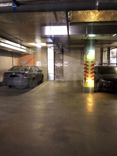 Машиноместо