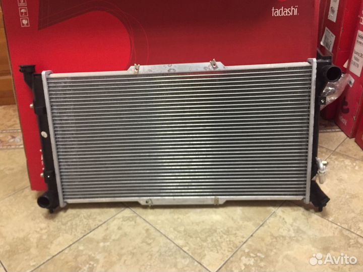 Радиатор двс Subaru Legasy BD