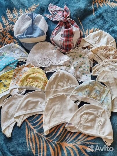 Чепчики для новорожденных