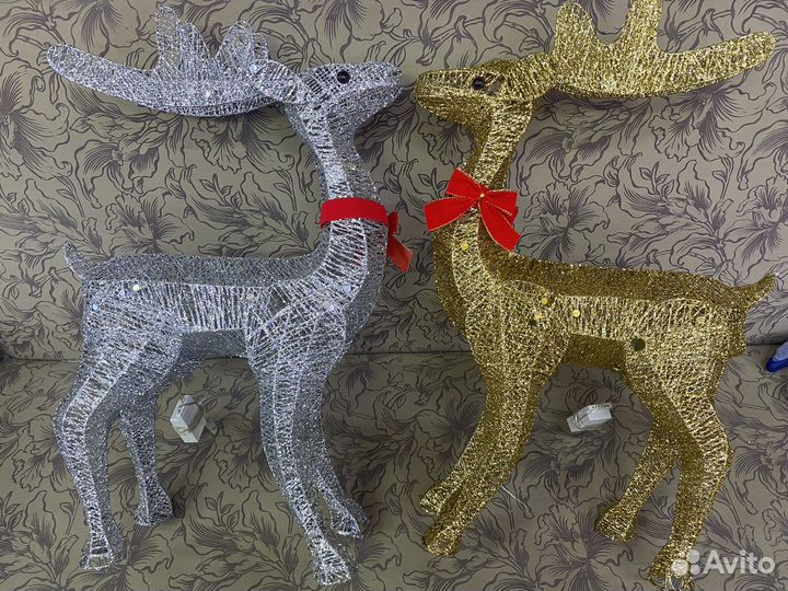 Новогодние светящиеся олени