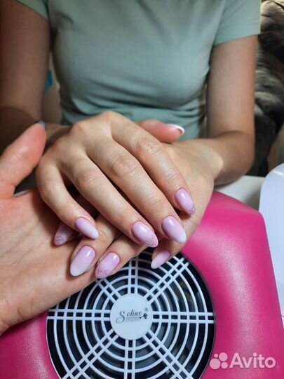 Маникюр на дому