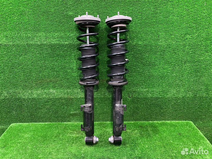 Амортизатор задний левый правый BMW G30