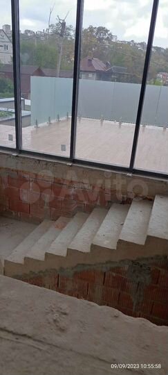 Коттедж 300 м² на участке 5 сот.