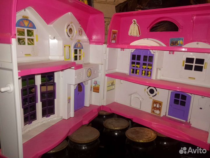 Домик кукольный