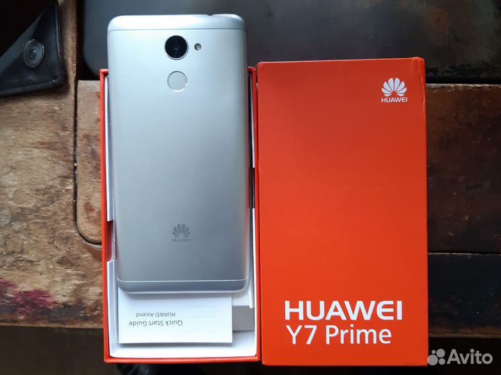 Телефон Huawei