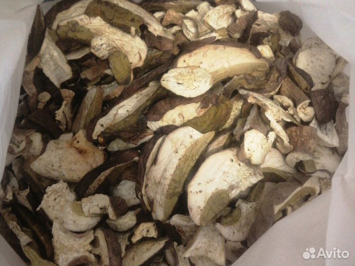Грибы белые сушеные