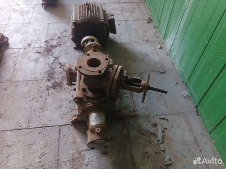 Водяной насос цнс 38*88