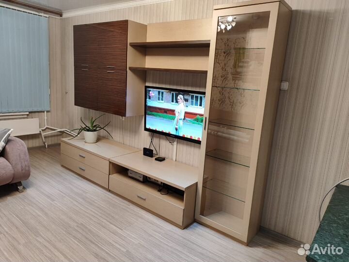 Стенка в гостиную