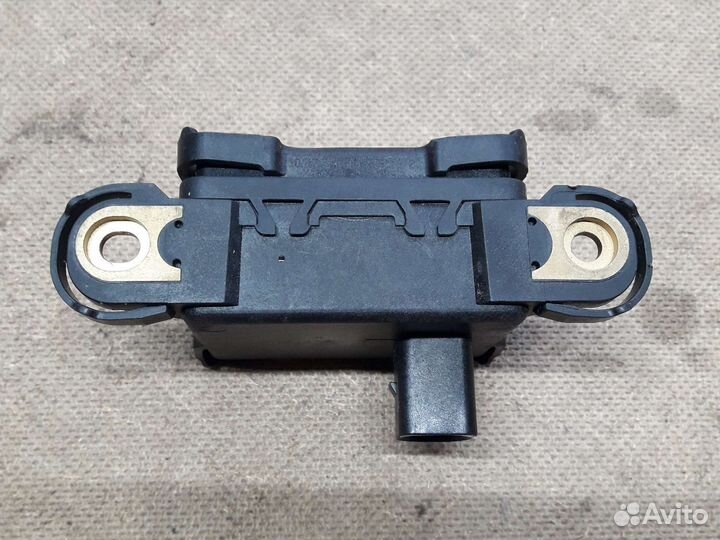 Датчик ускорения Porsche cayenne 958