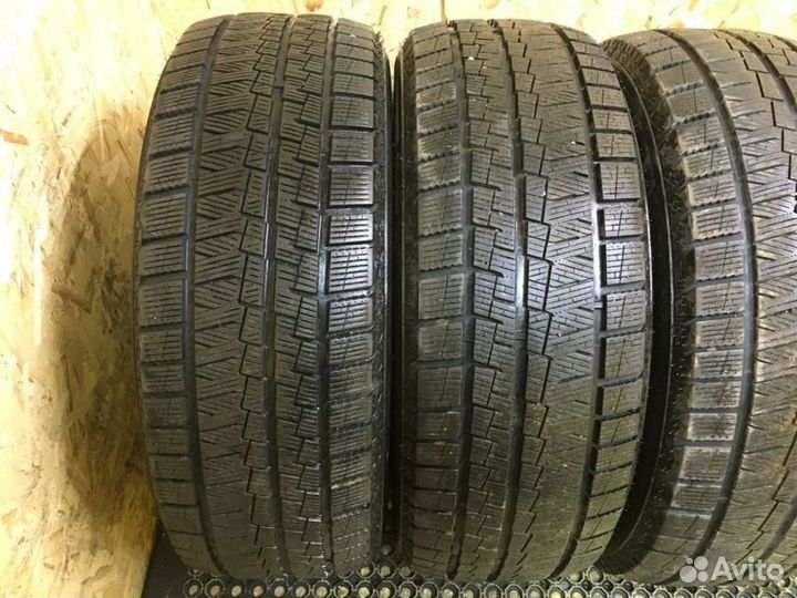 Kapsen SnowShoes AW33 235/55 R18 100H