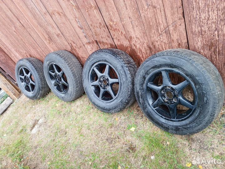 Продам колеса 205/70/15
