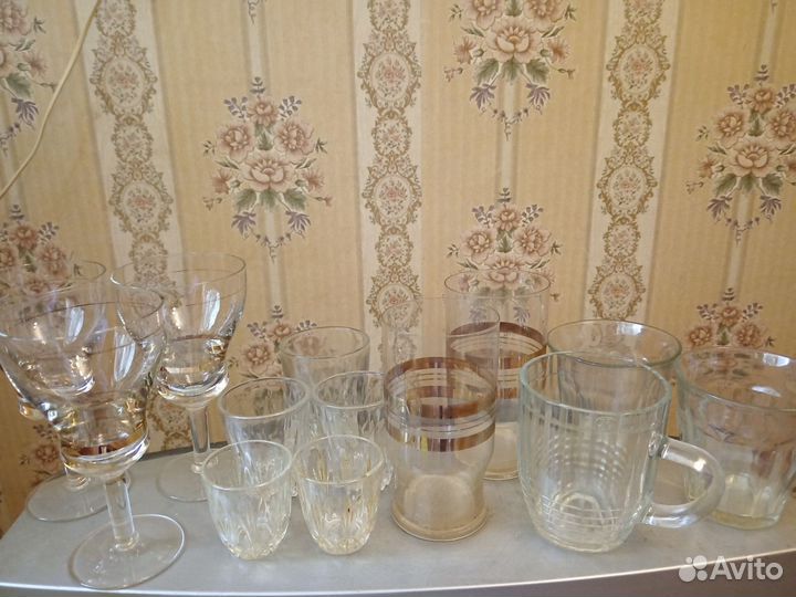 Бокалы стаканы рюмки фужеры