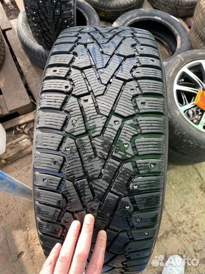 Pirelli Ice Zero 235/50 R18