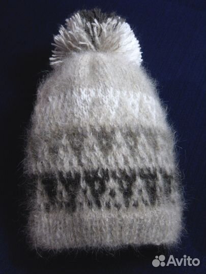Шапка детская с помпоном из собачьей шерсти