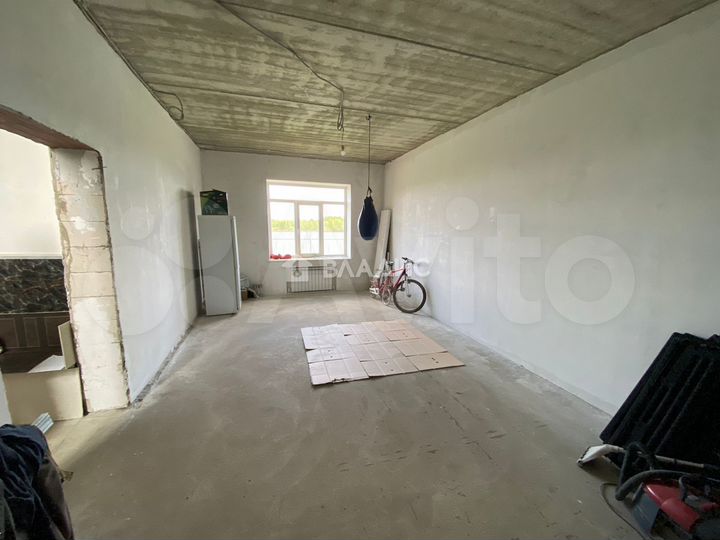 Дом 200 м² на участке 15 сот.