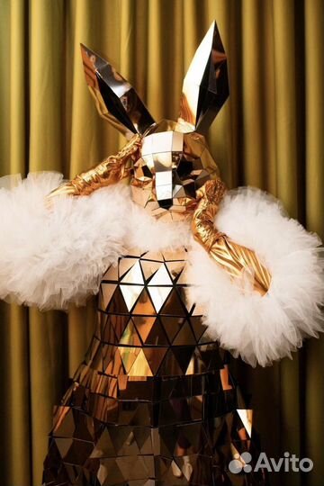 Зеркальное шоу, зайки, дракон