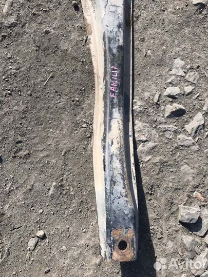 Балка продольная под двс передняя Mazda Familia