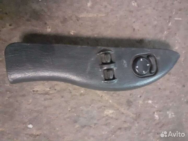 Блок управления стеклоподьемниками Dodge Neon