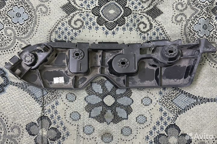 Кронштейн бампера передний левый renault duster