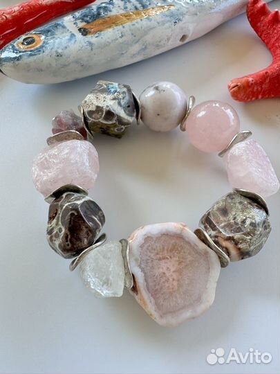 Женский браслет из натуральных камней