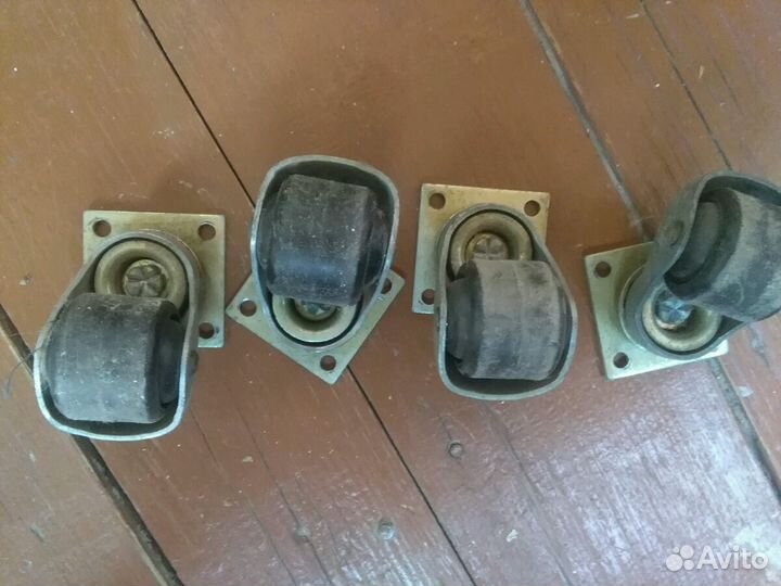 Колеса для мебели б/у