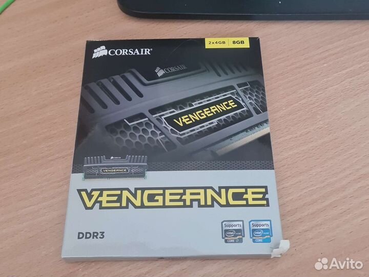 Оперативная память Corsair DDR3 2x4gb