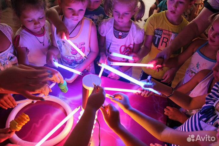 Аниматоры Шоу Пузыри Химия Тесла Бумажное Фокусник