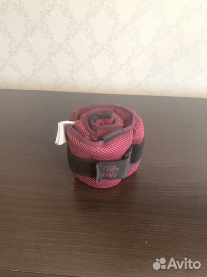 Утяжелите по 1 кг