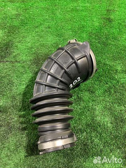 Патрубок воздушного фильтра Audi A4 B8 CDN 2011