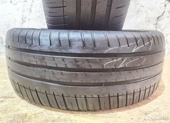 Michelin Pilot Sport 3 235/45 R18 98Y