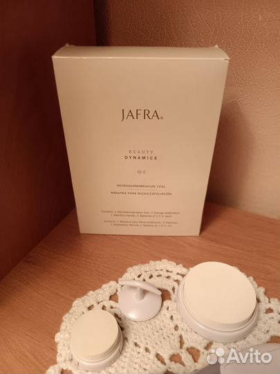 Массажер лица Jafra для микродермобразии