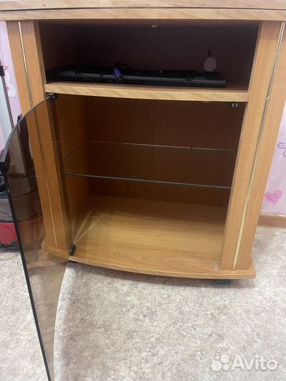 Тумба под телевизор