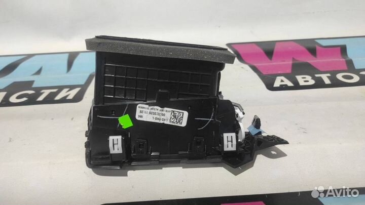 Воздуховод правый Ford Escape 4 CX482 2020