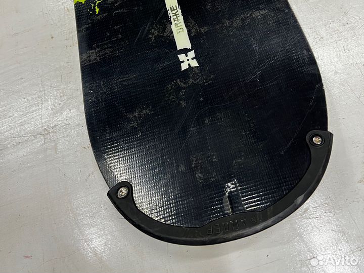 Сноуборд drake force 156