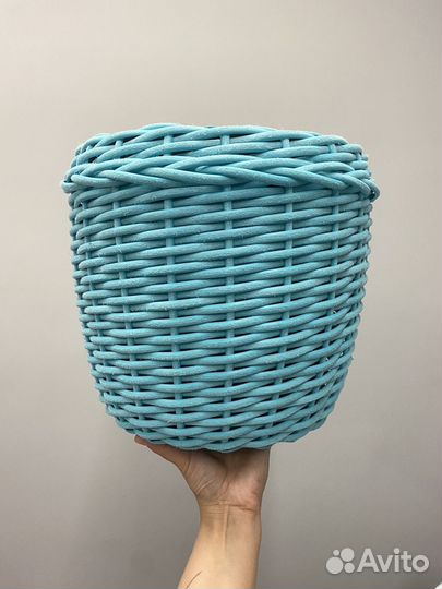 Кашпо из ротанга