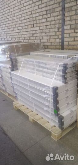 Радиатор стальной Buderus нижнее подключение