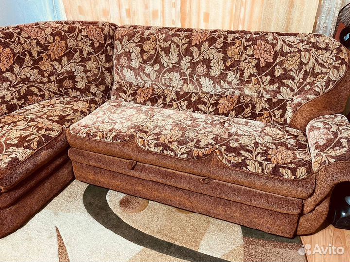 Угловой диван