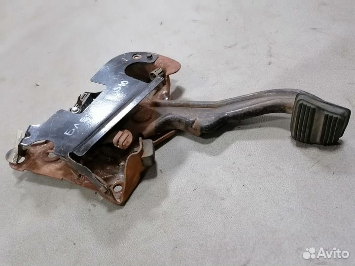 Педаль стояночн.тормоза Chevrolet Blazer S10 1993