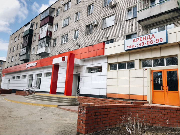Торговая площадь, 738 м²