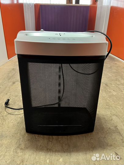 Шредер (уничтожитель) бумаги Fellowes